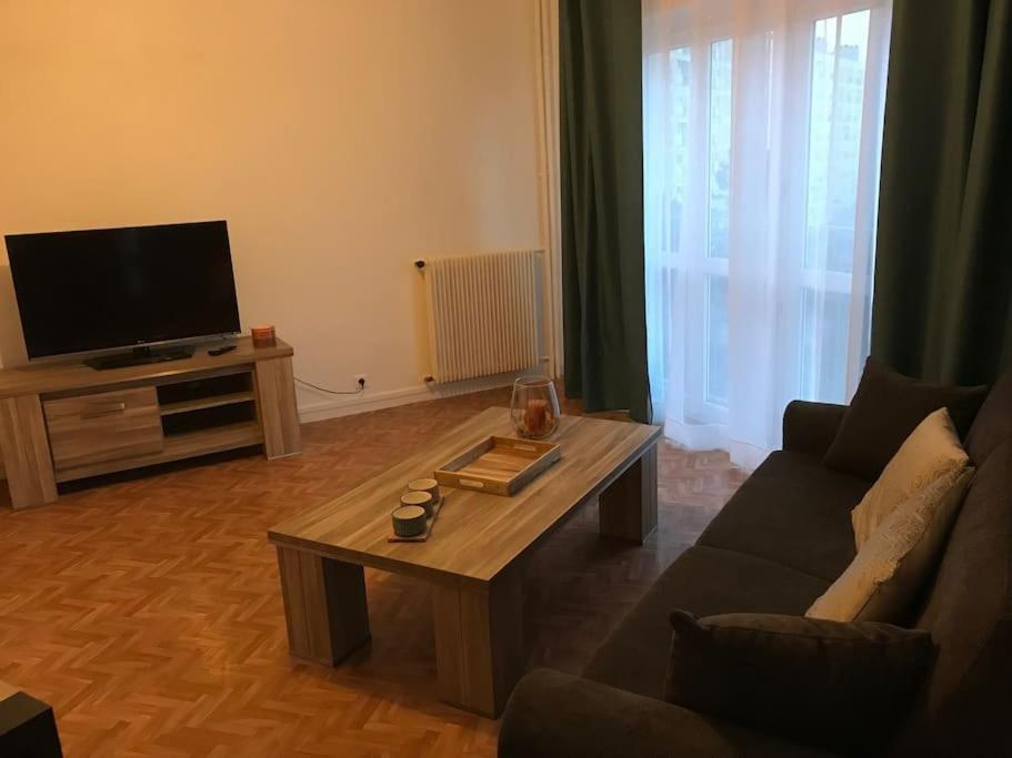 Apartamento Secteur Hopital Universites Et Centre Sportif *